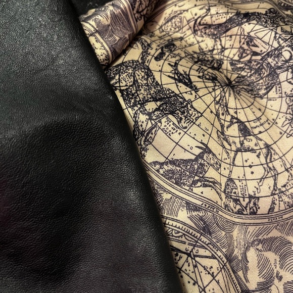 cropped leather jackettt, made in mexico. - Picture 10 of 11